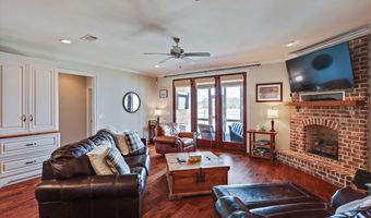38 Savannah Cir, Brandon, MS 39047