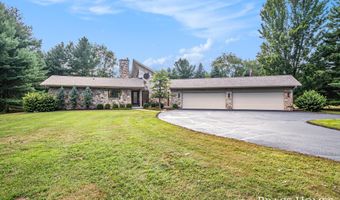 1359 Buttrick Ave SE, Ada, MI 49301