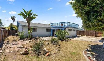 4914 Verde Dr, Oceanside, CA 92057