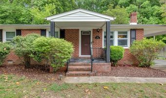 307 Leigh Rd, Yorktown, VA 23690