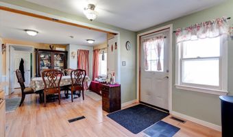 35 Bunker Hill Rd, Auburn, NH 03032