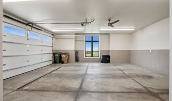 3047 SE Deer Run, Dyersville, IA 52040