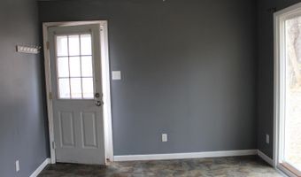 158 Walnut St, Amherst, VA 24521