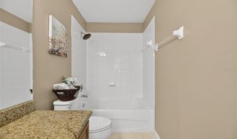 7711 NOTTINGHILL SKY Dr, Apollo Beach, FL 33572
