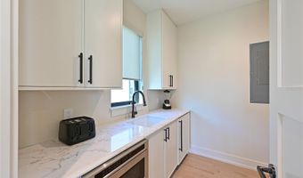111 PALMETTO Ave, Anna Maria, FL 34216