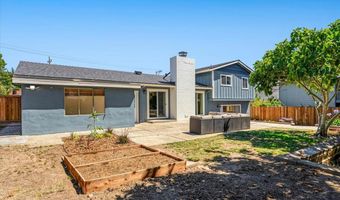 806 Clubhouse Dr, Aptos, CA 95003
