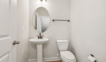 7355 MOUNTAINEER Dr, Alexandria, VA 22306