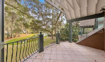 46 Hawthorne Rd, Bluffton, SC 29910