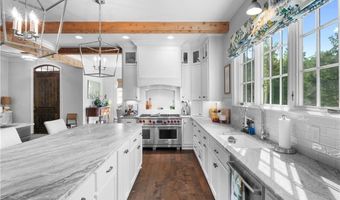 725 PETRIE Rd, Auburn, AL 36830