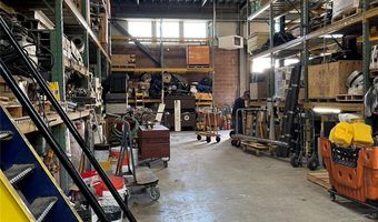 21 Deforest St, Amityville, NY 11701