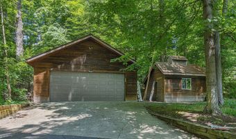 10011 E Rivershore Dr SE, Alto, MI 49302