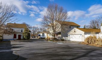 147 Church St, Belford, NJ 07718