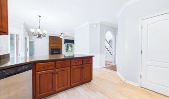 2832 Kensington St, Athens, TN 37303