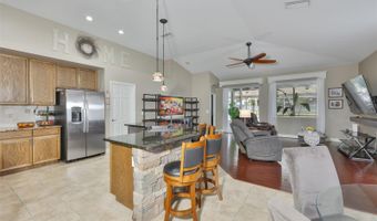 7318 GUILFORD PINE Ln, Apollo Beach, FL 33572