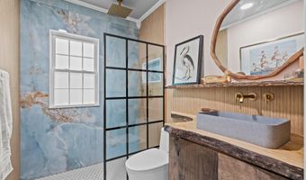 805 N Chestnut St, Aberdeen, NC 28315