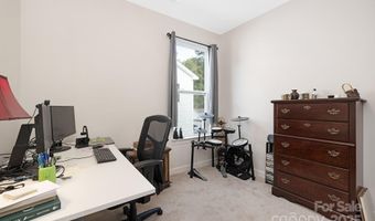 2817 Shamrock Dr, Charlotte, NC 28205