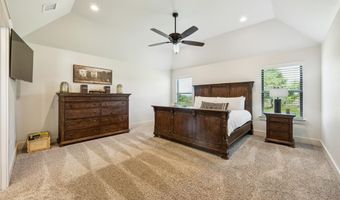1308 Green Ridge Rd, Weatherford, TX 76085