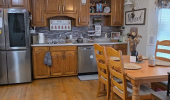90 DEARMANVILLE Dr, Anniston, AL 36207