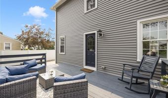 6 LARKSPUR Rd, Warwick, RI 02886