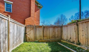 1525 ORONOCO St, Alexandria, VA 22314