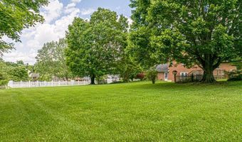 19464 Triple Crown Dr, Abingdon, VA 24211
