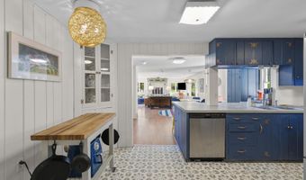 67 Obtuse Hill Rd, Brookfield, CT 06804