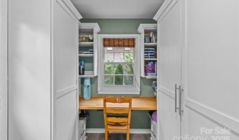2418 Ainsdale Rd, Charlotte, NC 28226