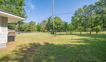 35 DOGWOOD St, West Point, GA 31833