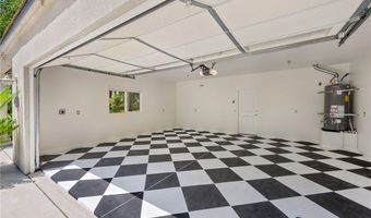 210 N Stage Coach Ln, Fallbrook, CA 92028