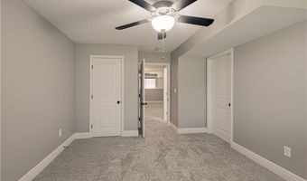 16910 Tucker Ct, Basehor, KS 66007