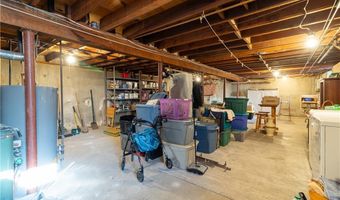 75 Sylvia Ave, North Providence, RI 02911