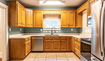 503 Carolina St, Aberdeen, NC 28315