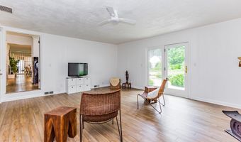 6607 W Ryan Dr, Anderson, IN 46011