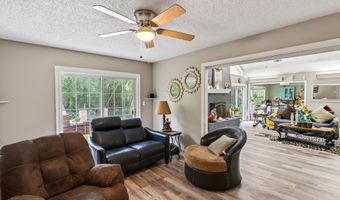 13293 Riverland Dr, Biloxi, MS 39532