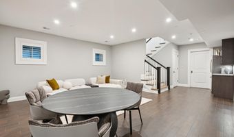 5120 WESSLING Ln, Bethesda, MD 20814