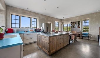 11077 Ridge Rd, Belle Fourche, SD 57717