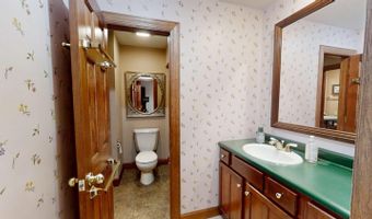 25162 Mid Rd, Batesville, IN 47006