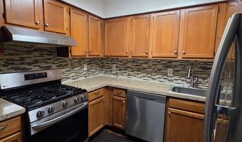 22 Oyster Bay Rd 22 D, Absecon, NJ 08201