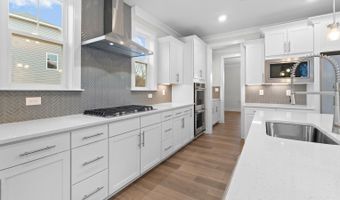 8281 Colling Manor Ct, Alexandria, VA 22308