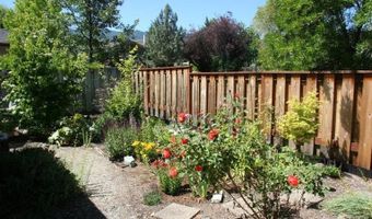 935 Cypress Point Loop, Ashland, OR 97520