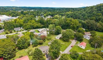 521 E Sunset Dr, Athens, TN 37303