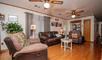 207 S Honeysuckle St, Banks, AR 71631