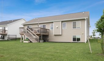 1819 8th Ave SE, Altoona, IA 50009