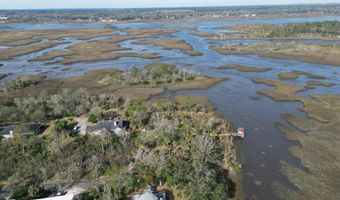 1304 GLADIOLA St, Atlantic Beach, FL 32233