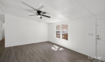 5 Concord Knoll Ln, Asheville, NC 28803