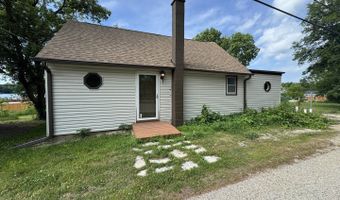 42309 N Woodbine Ave, Antioch, IL 60002
