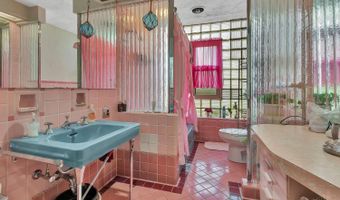 4028 Ledgewood Dr, Cincinnati, OH 45229