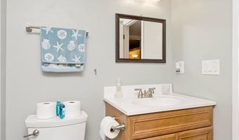 44 Highbank Ave, North Kingstown, RI 02852