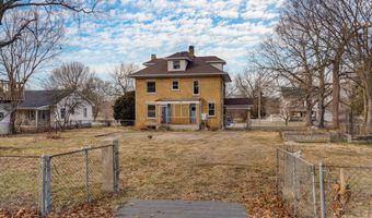 411 E Walker St, Ash Grove, MO 65604