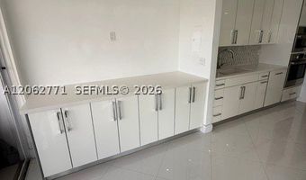 19707 Turnberry Way 24B, Aventura, FL 33180